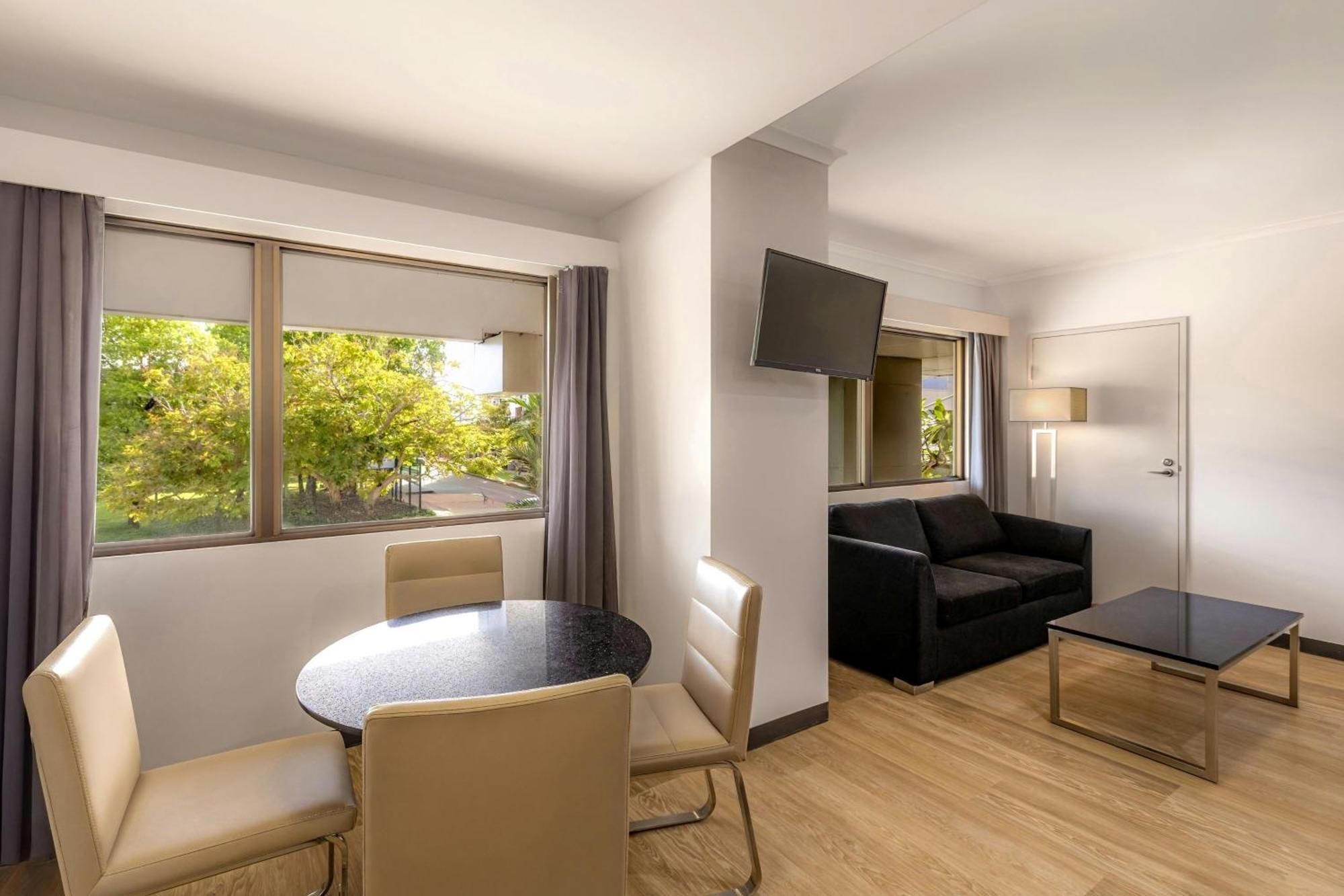 Отель Courtyard By Marriott Дарвин Экстерьер фото