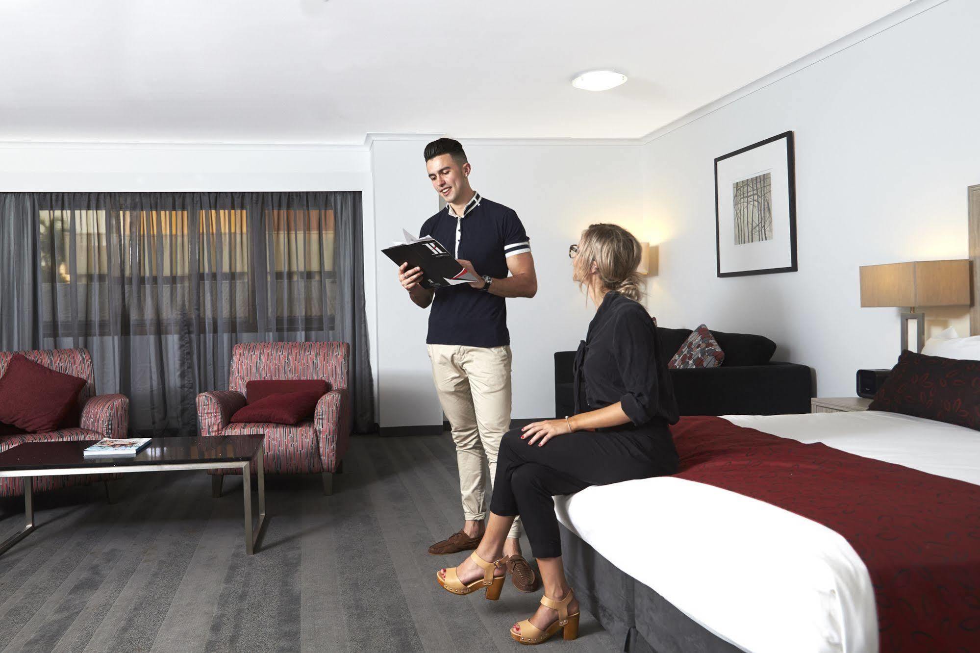 Отель Courtyard By Marriott Дарвин Экстерьер фото